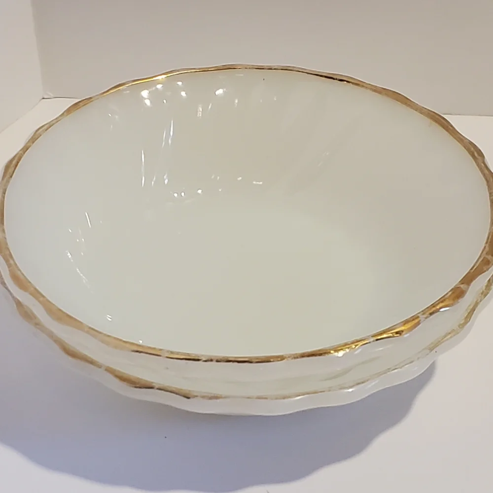Set Of 2 Vintage Fire King Glass Golden Shell Soup/Salad Bowls | 22K Gold Trim - Picture 5 of 15